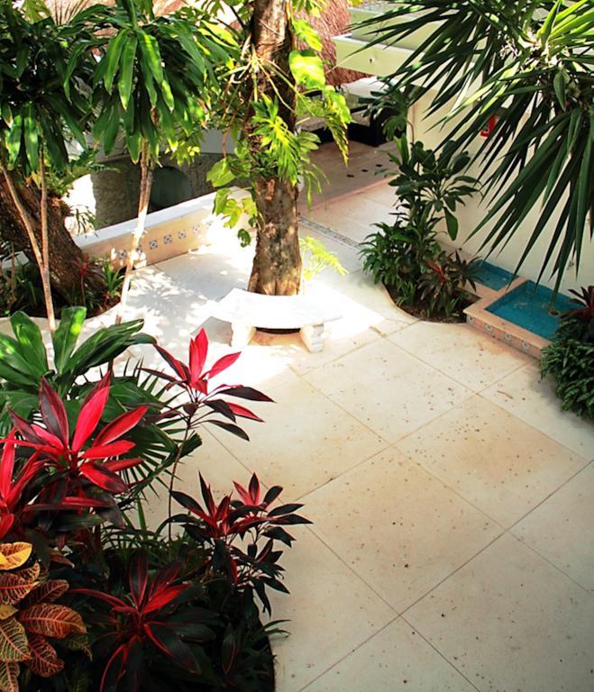 Отель Tropical Casablanca Party Zone Плая-дель-Кармен Экстерьер фото