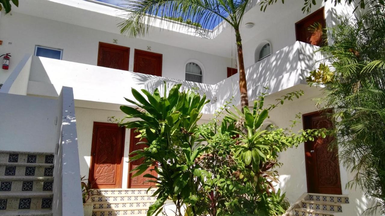 Отель Tropical Casablanca Party Zone Плая-дель-Кармен Экстерьер фото
